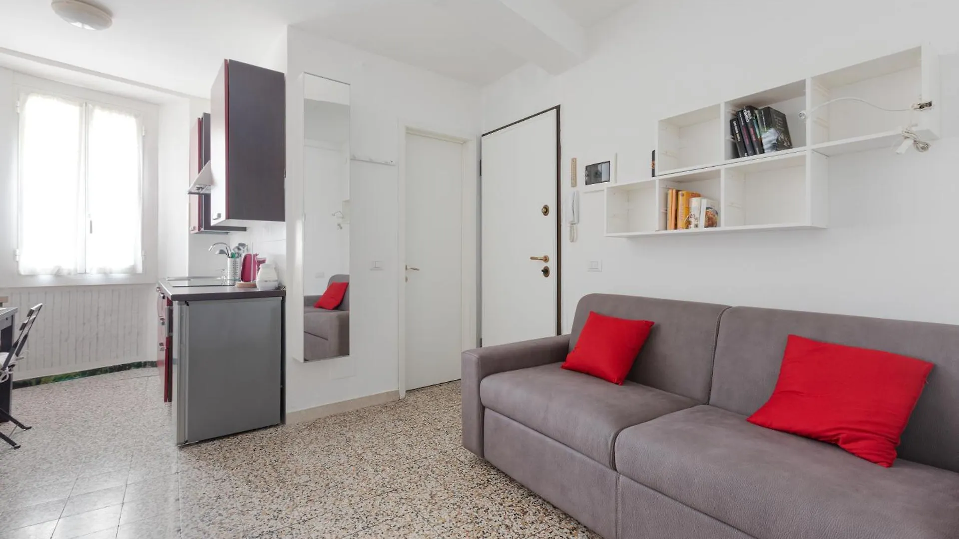 Guesthost - Sant'Ambrogio Modern Studio Mailand